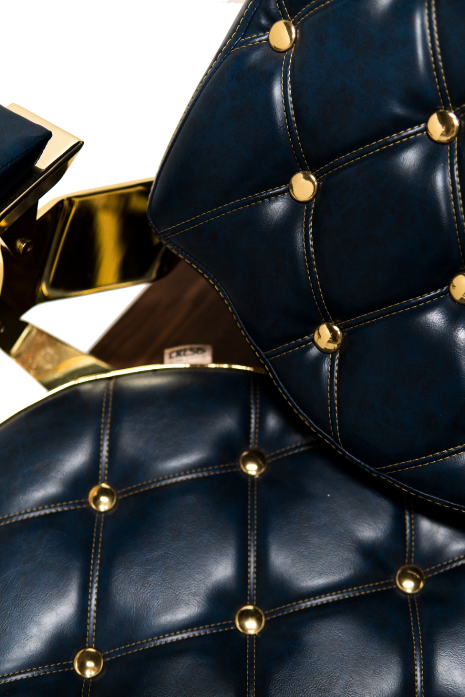 Cresis Global Barber Equipment Barber Chair CRY 117: Premium Hydraulic Recliner - Image 8