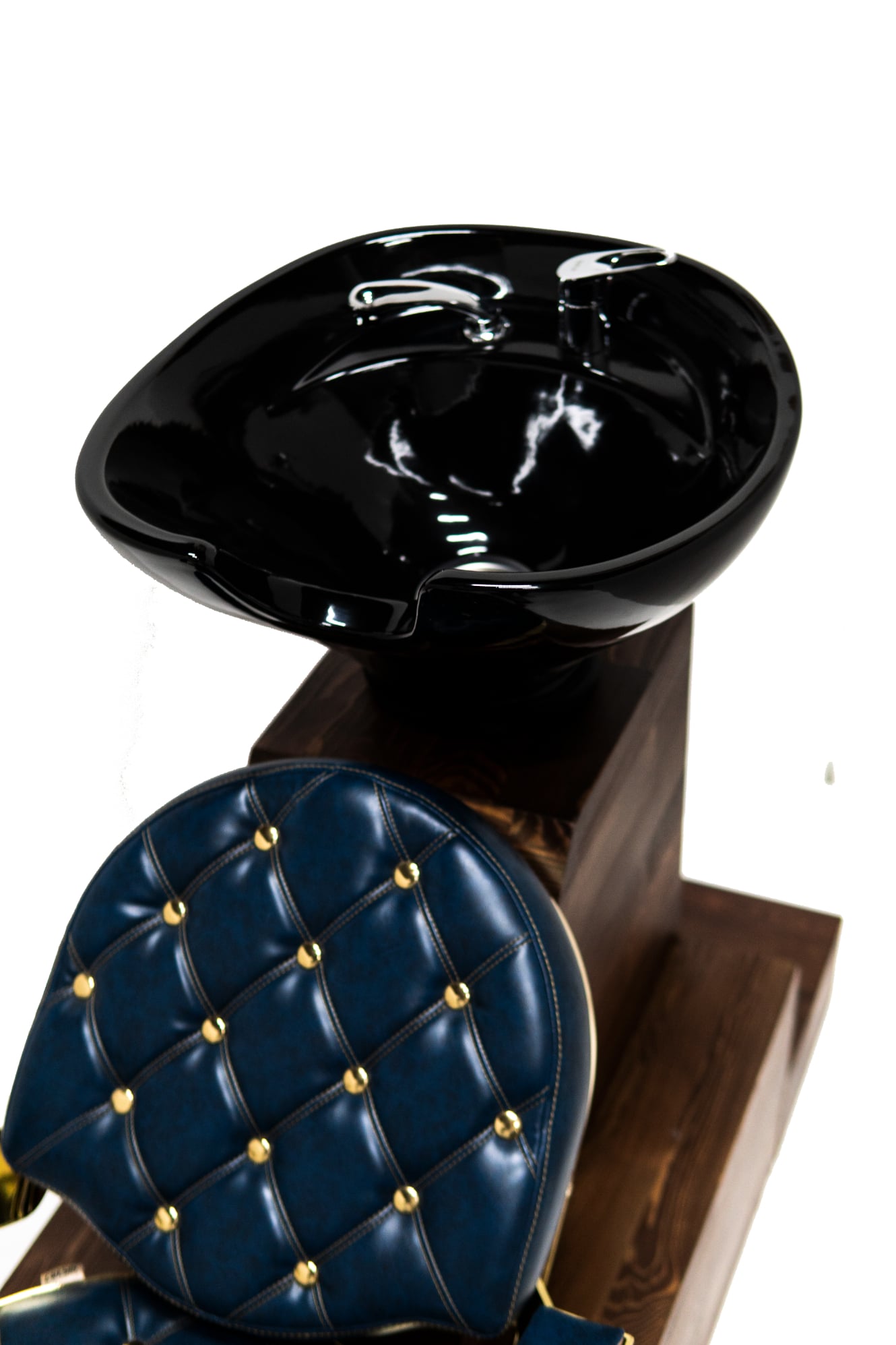 Cresis Global Barber Equipment Barber Chair CRY 117: Premium Hydraulic Recliner - Image 6